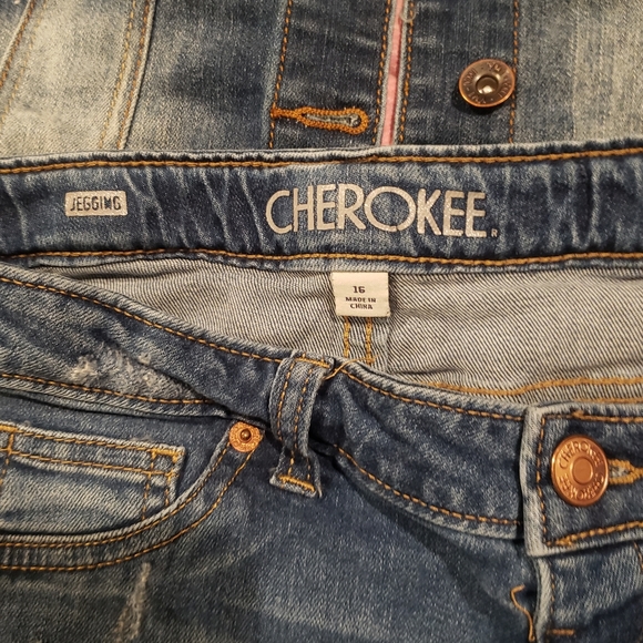 Cherokee  Girls' Straight Jeans - Blue Size 16 - Picture 6 of 8